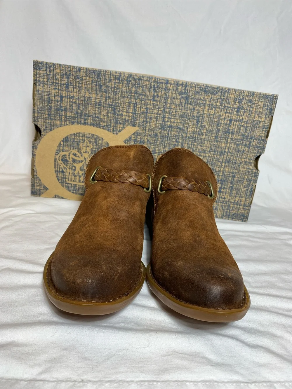 Born Sylvia Women’s Rust (Tobacco) Distressed Suede Ankle Boots - size 7.5 NWT - Picture 3 of 12